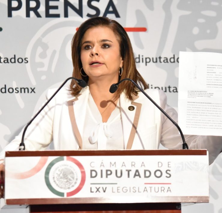 diputada Montserrat Alicia Arcos Velázquez