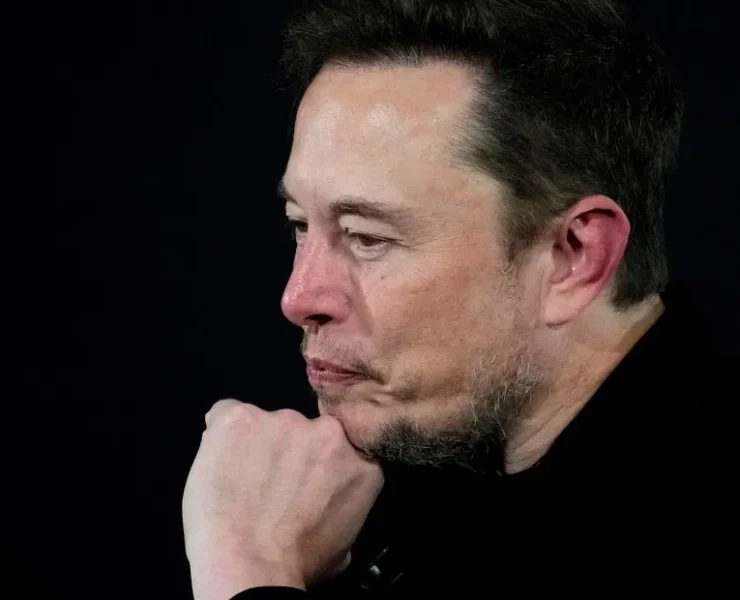 Elon Musk está en pleito con Brasil