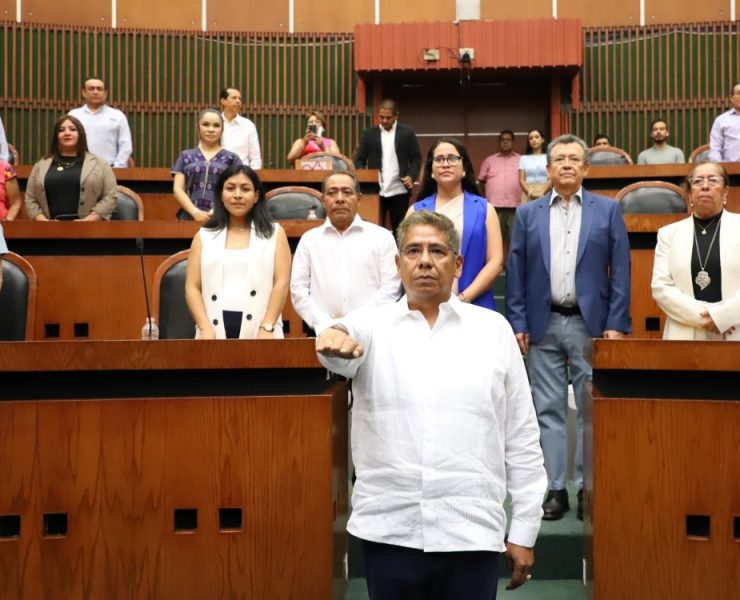 Zipacná Jesús Torres Ojeda asumió el cargo como nuevo fiscal de Guerrero