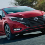 Promoción Nissan Versa 2024 a mensualidades desde $3,299