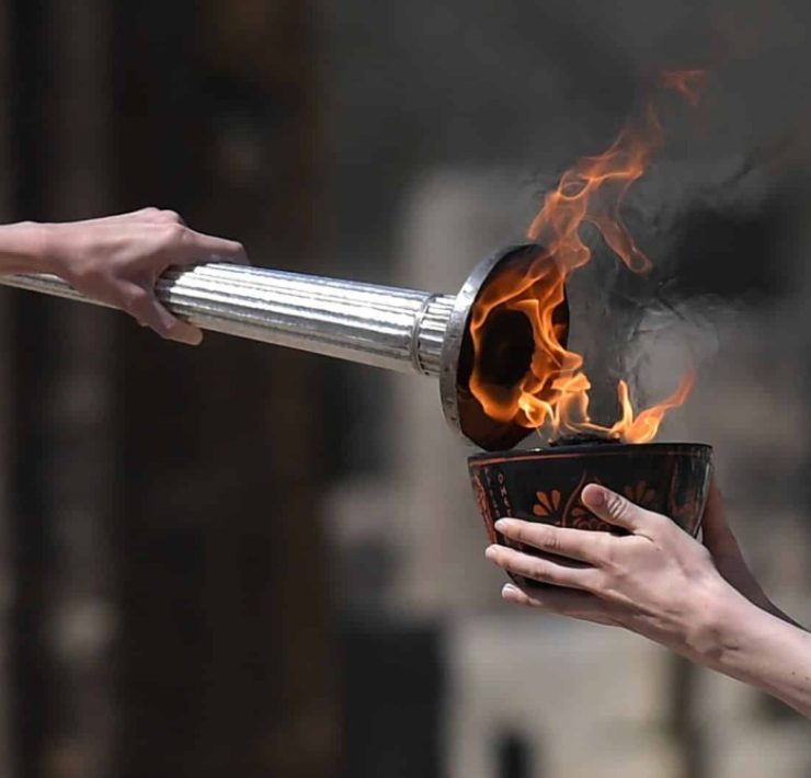 La antorcha olímpica ha sido encendida