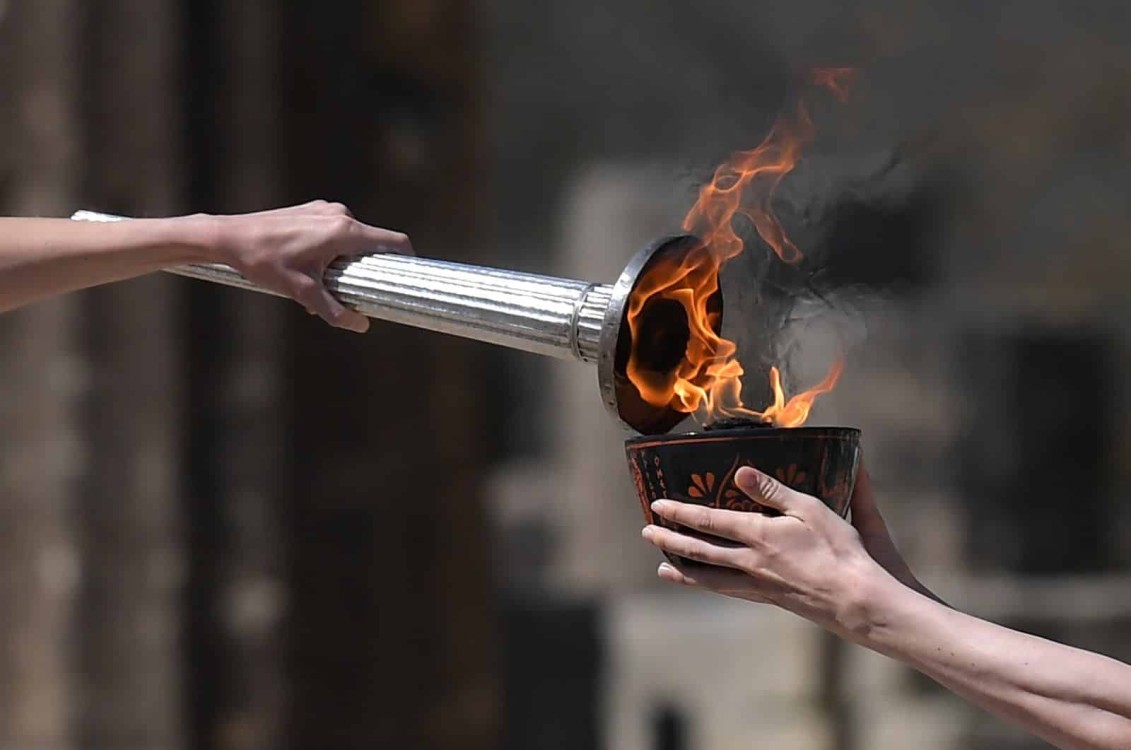 La antorcha olímpica ha sido encendida