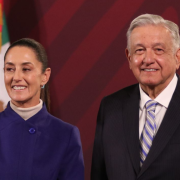 AMLO niega distanciamiento con Sheinbaum tras especulaciones sobre debate presidencial