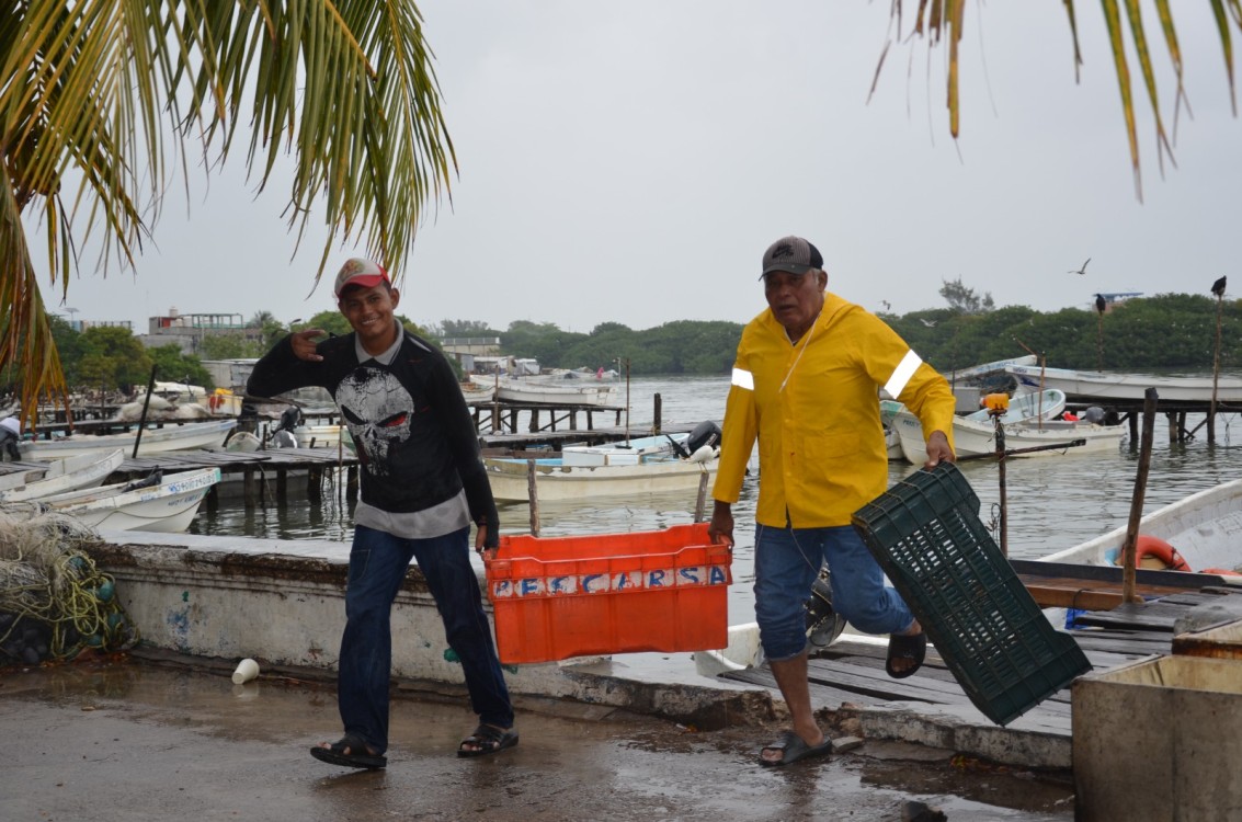 Pescadores libres se sienten dueños del mar