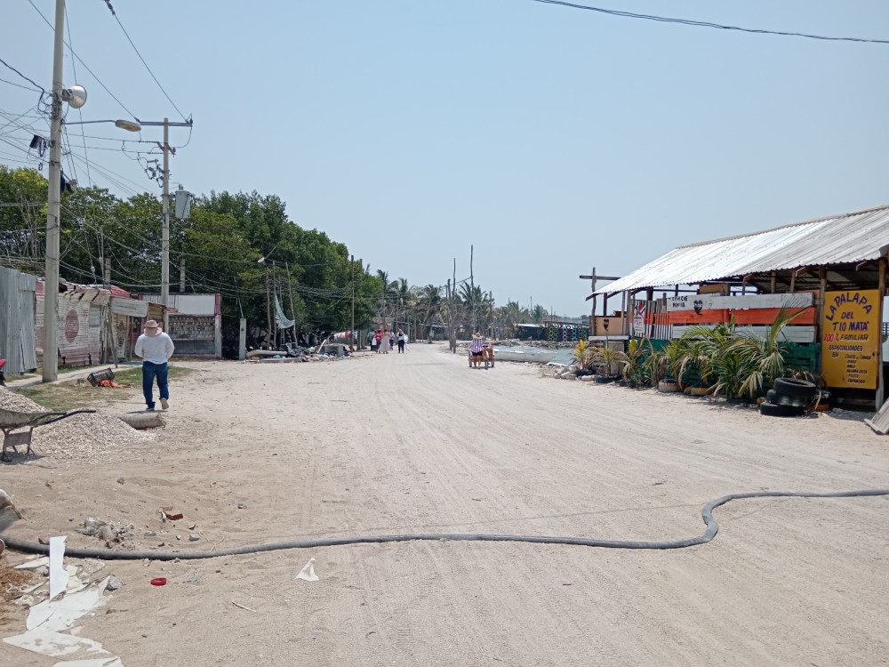 Familias de la colonia Arroyo de los Franceses carecen de agua potable