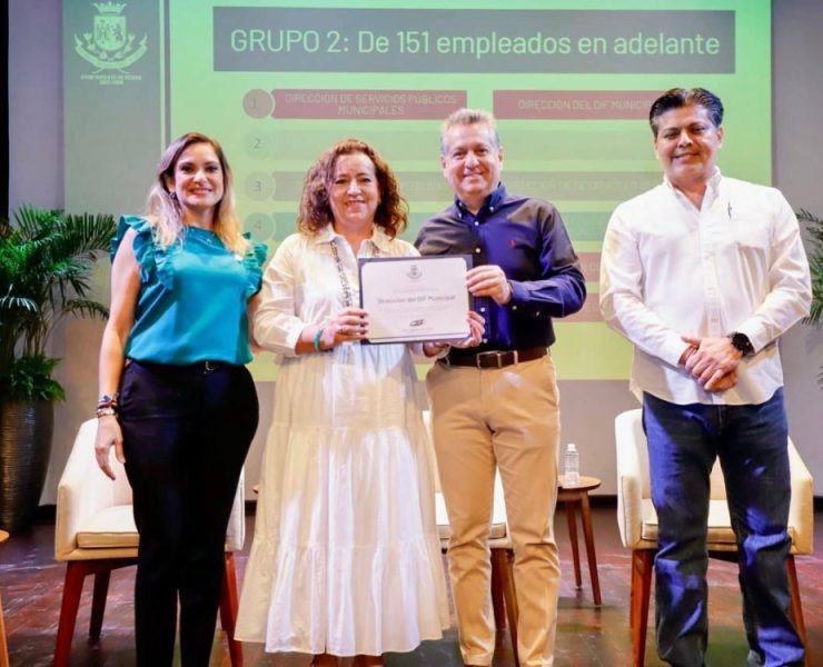 Durante el mes de mayo más de 7 mil servidoras y servidores públicos del Ayuntamiento de Mérida presentarán su Declaración Patrimonial y de Intereses establecida por la Ley General de Responsabilidades Administrativas, informó el alcalde Alejandro Ruz Castro.