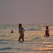 Turismo puede reactivar la cuestión laboral