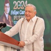 Subraya el Papel del Pueblo en Decisiones Políticas