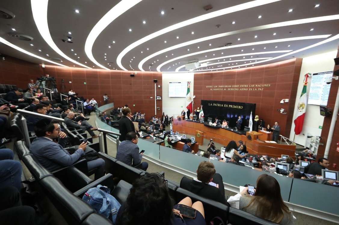 Notariado mexicano impulsa la reforma al Art. 121 constitucional