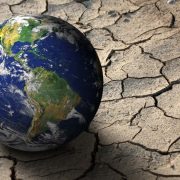 Y nos estamos quedando sin agua.