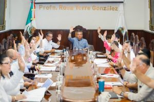 La Medalla ``Rosa Torre González´´, fue aprobada por el Cabildo del Ayuntamiento de Mérida.