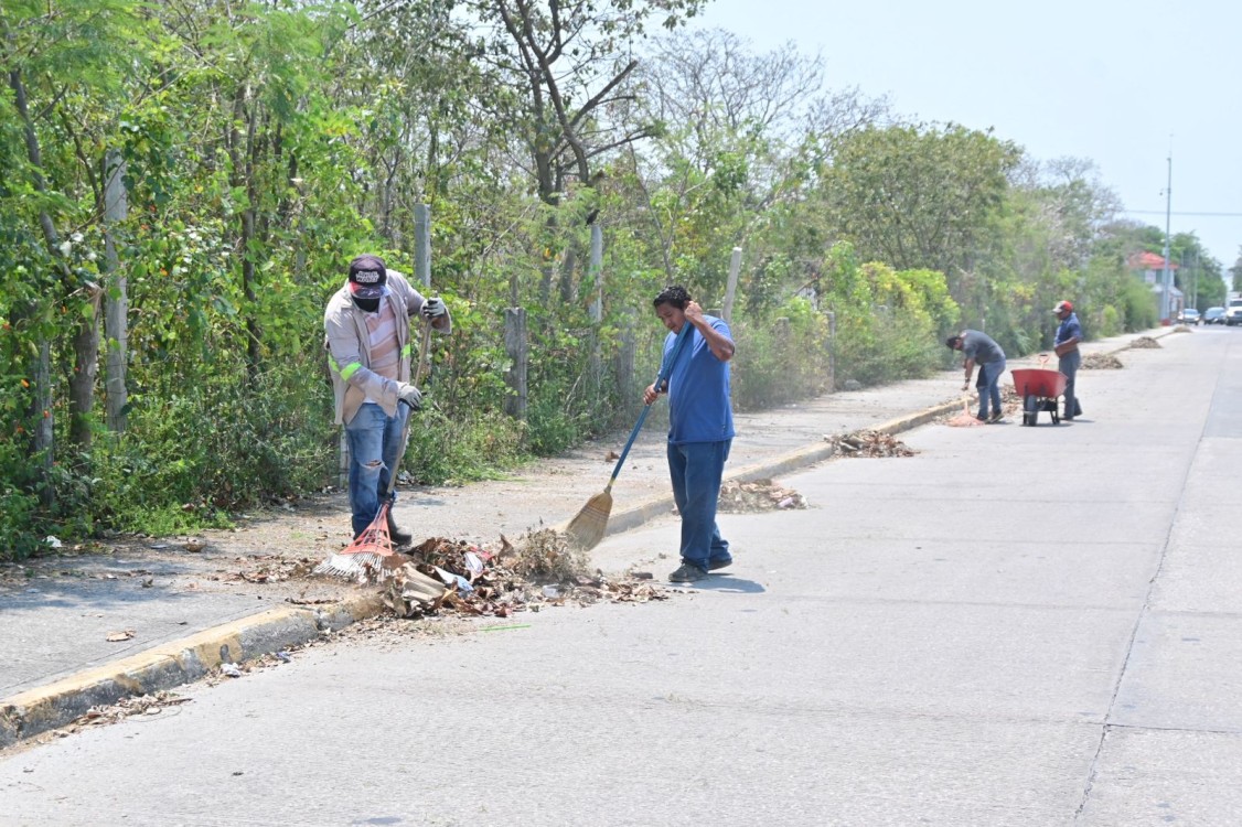 Pendientes el pago de bonos de retroactivos a burócratas carmelitas