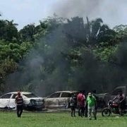 Queman tres vehículos en Cárdenas y detonan armas de fuego