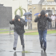 Gobernador de Tabasco llama mantener la calma, pero estar atentos ante efectos de ciclón