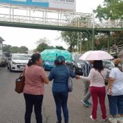 Maestros de Tabasco exigen reembolso del ISR descontado