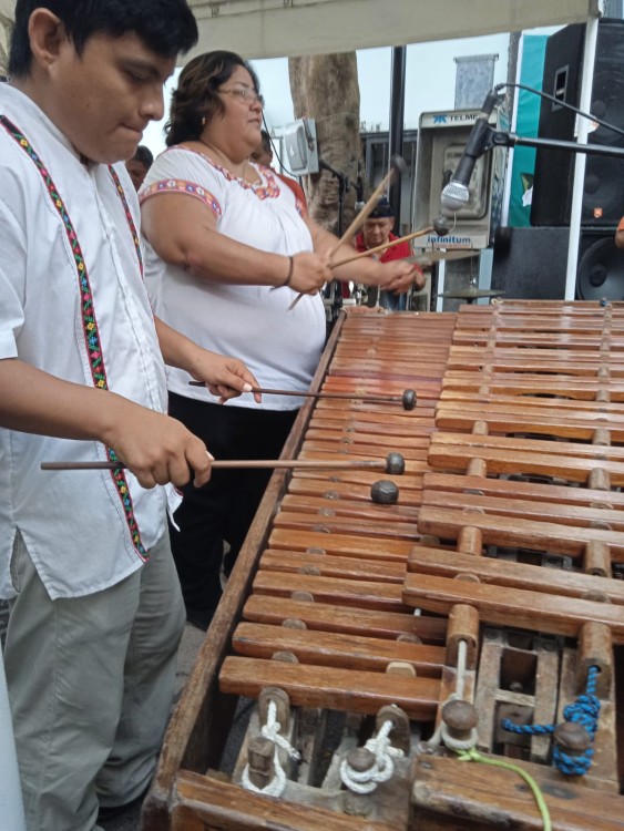 maestros de la marimba