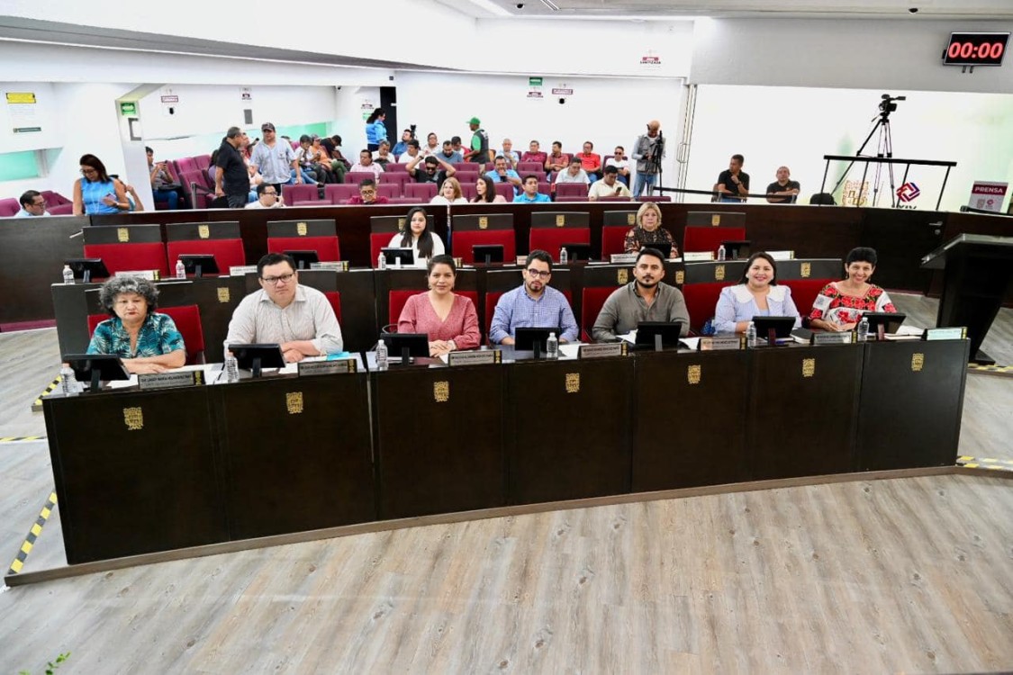 Iniciativa para prohibir reelecciones beneficio para la población