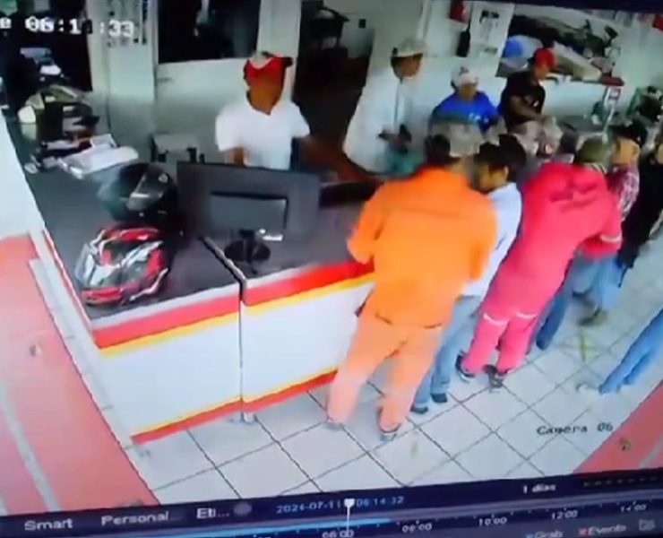 Sujetos armados vestidos de obreros asaltaron una carnecería en Villahermosa