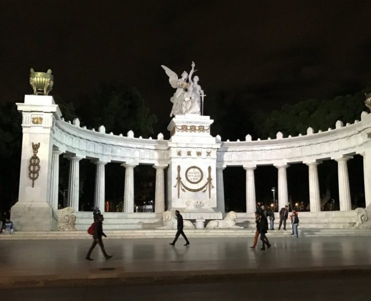 El Hemiciclo a Juárez