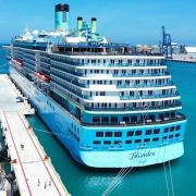 Por primera vez, el crucero Islander de la naviera Margaritaville at Sea llega a tierras yucatecas