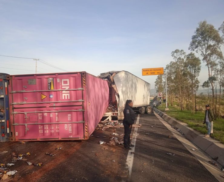 Accidente en la carretera Texcoco-Calpulalpan deja un muerto y 12 lesionados