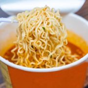 Sopa instantánea mandó al hospital