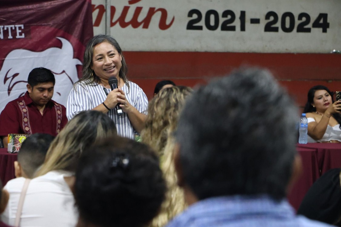 Alba Cristina Cob afirma que desde el Congreso se fortalecerá el desarrollo social y económico de Yucatán