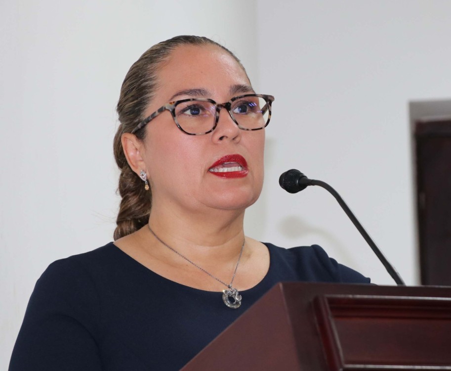 Es tiempo de cambio en mentalidades, subraya la consejera Lara Andrade