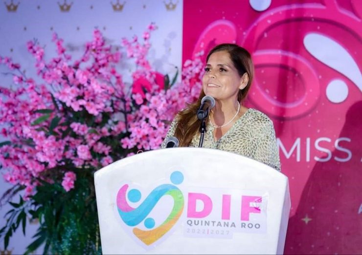 Miss Roo DIF Quintana Roo celebró el Certamen Miss y Mr. Abuelito Quintana Roo 2024
