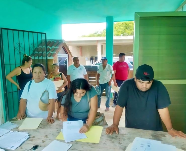 Fortalecen la regularización de predios en Mahahual, favoreciendo a las familias locales