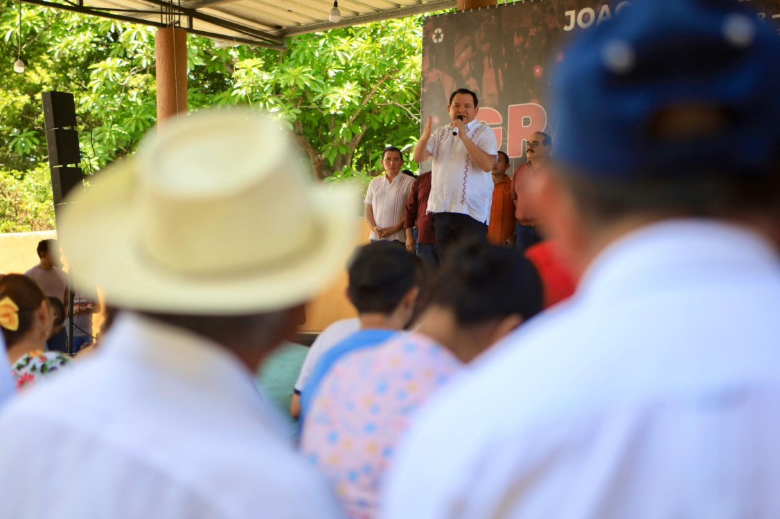 ‘Huacho’ Díaz Mena anuncia apertura de oficinas para atención y gestión de programas sociales en Motul.