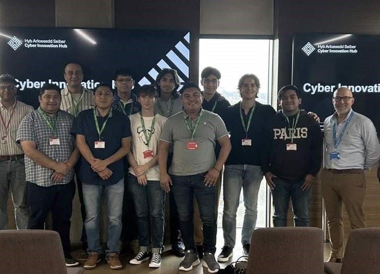 Jóvenes yucatecos asisten a campamento de ciberseguridad en Gales
