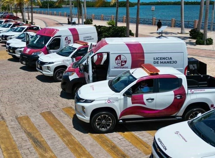 Mara Lezama presenta nuevas Unidades Móviles para la expedición de licencias