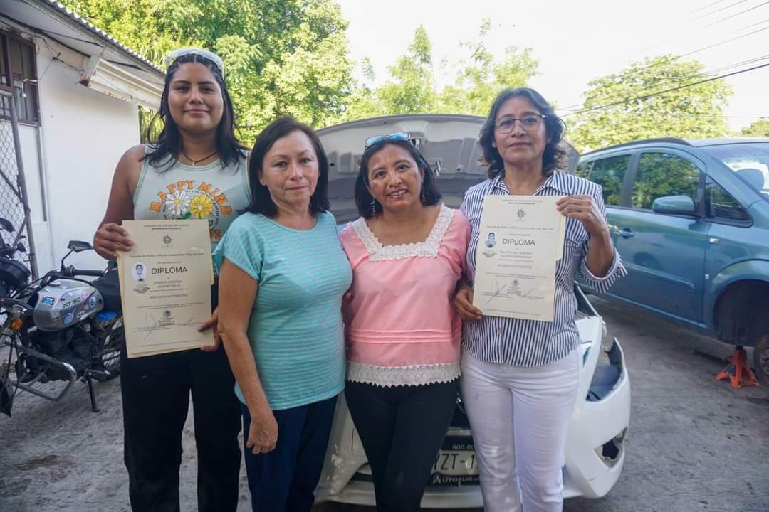 Durante dos años se capacitaron en la Escuela de Artes y Oficios “Luciana Kan Vda. de Luna”, rompiendo estereotipos de género