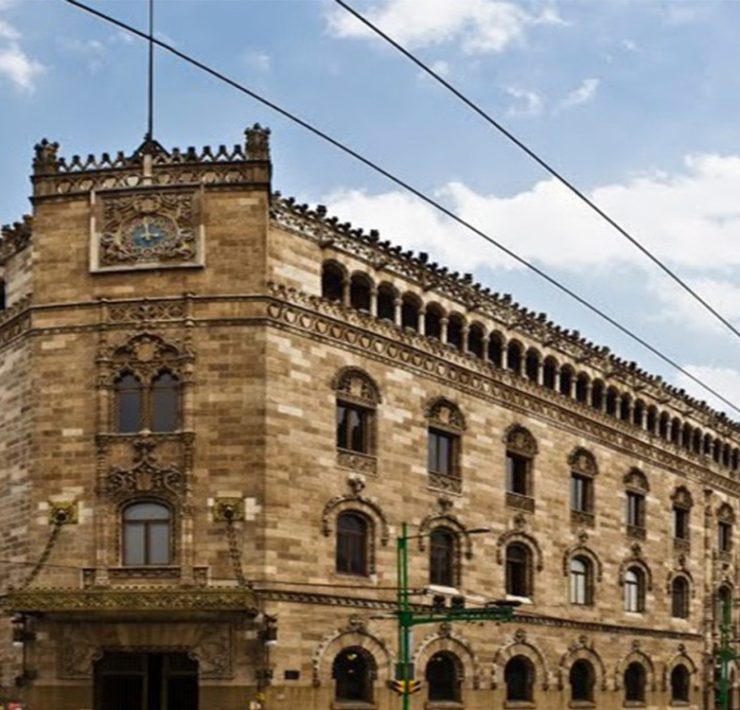 El Majestuoso Palacio Postal.