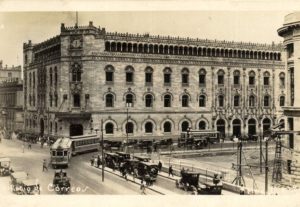 El Majestuoso Palacio Postal.
