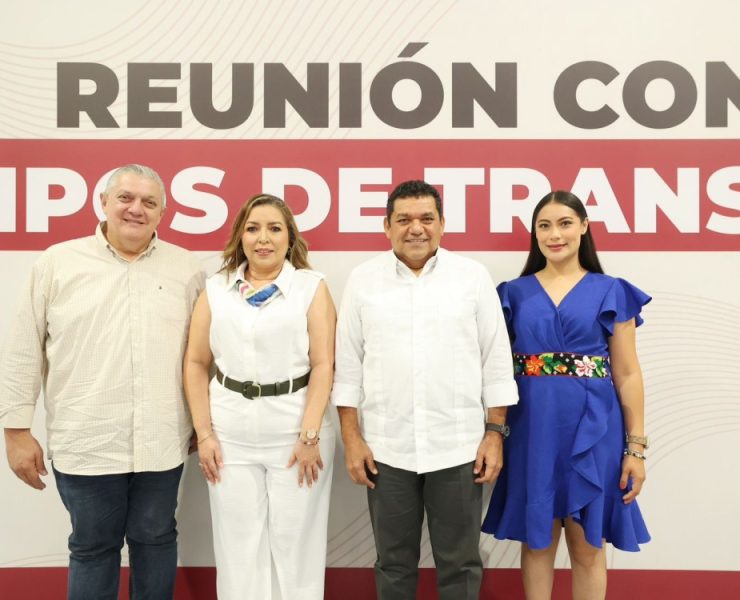 Javier May presentó a 12 nuevos subsecretarios y subsecretarias para seis dependencias