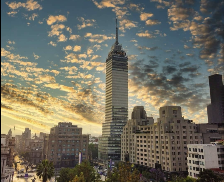 La Torre Latinoamericana.