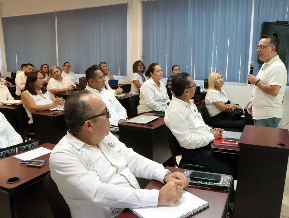 Yaopol Pérez Amaya Jiménez impartió Taller en Oralidad Civil y Familiar