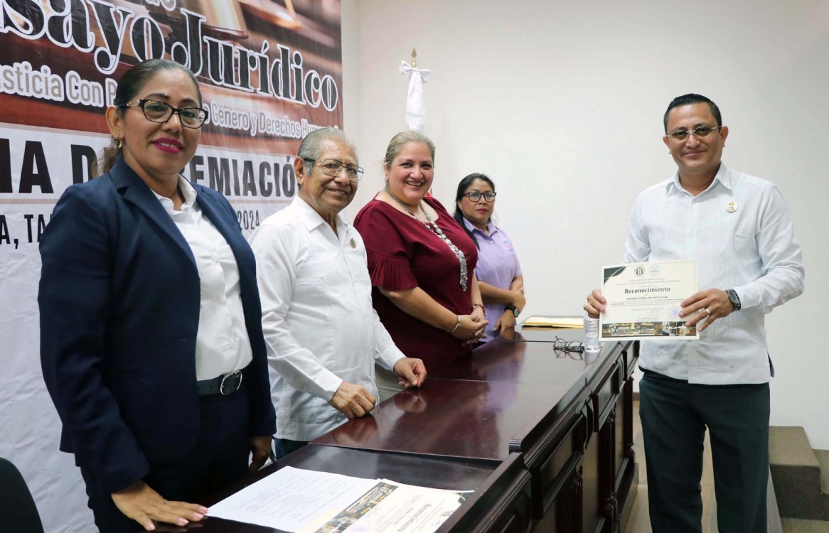 En el auditorio Antonio Suárez Hernández