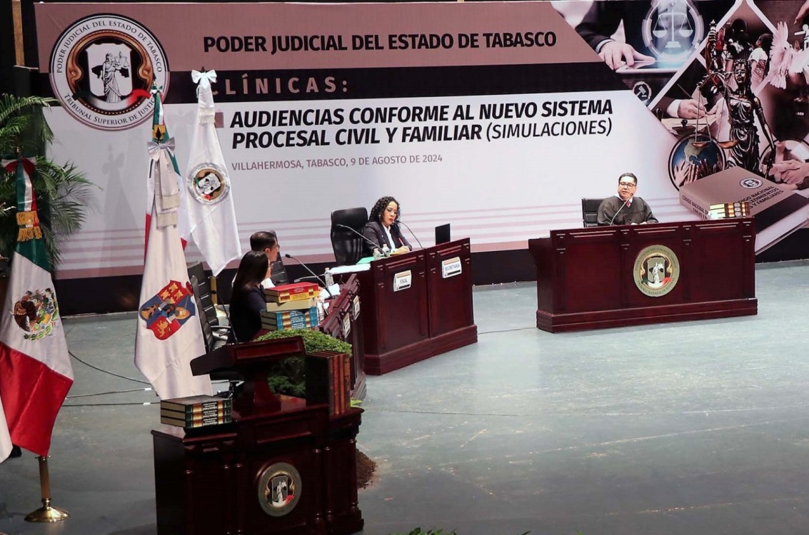 Destacan abogados litigantes y catedráticos universitarios socialización de reforma