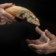 “Si deseas ser multiplicado en todo, ¡No temas al ofrendar todo lo que tienes al señor!”