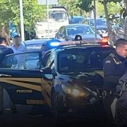 Se debate entre la vida y la muerte: Abuelita atropellada en la Glorieta del Siglo XXI