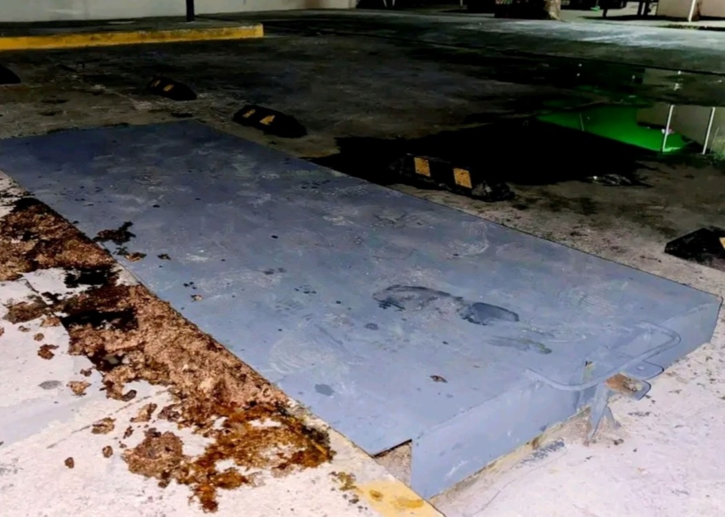 La dirección de MAAS clausura 2 sucursales de Little Caesars