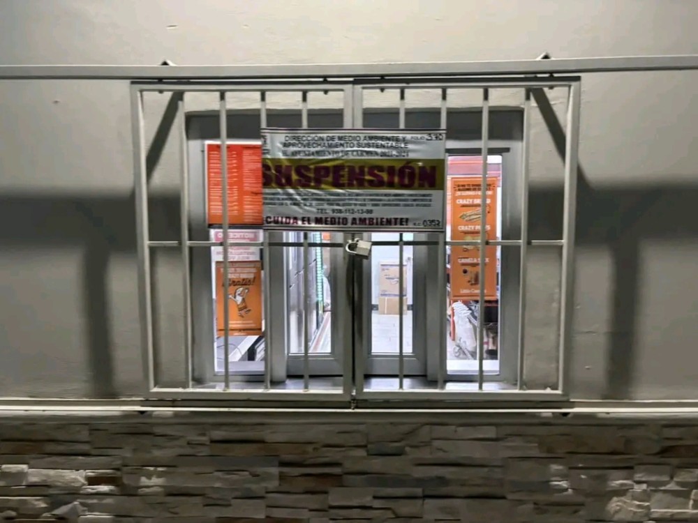 Cadenas comerciales incumplen con el reglamento de medio ambiente