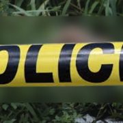 Asesinato en Cancún: Hombre con sábana y manos atadas