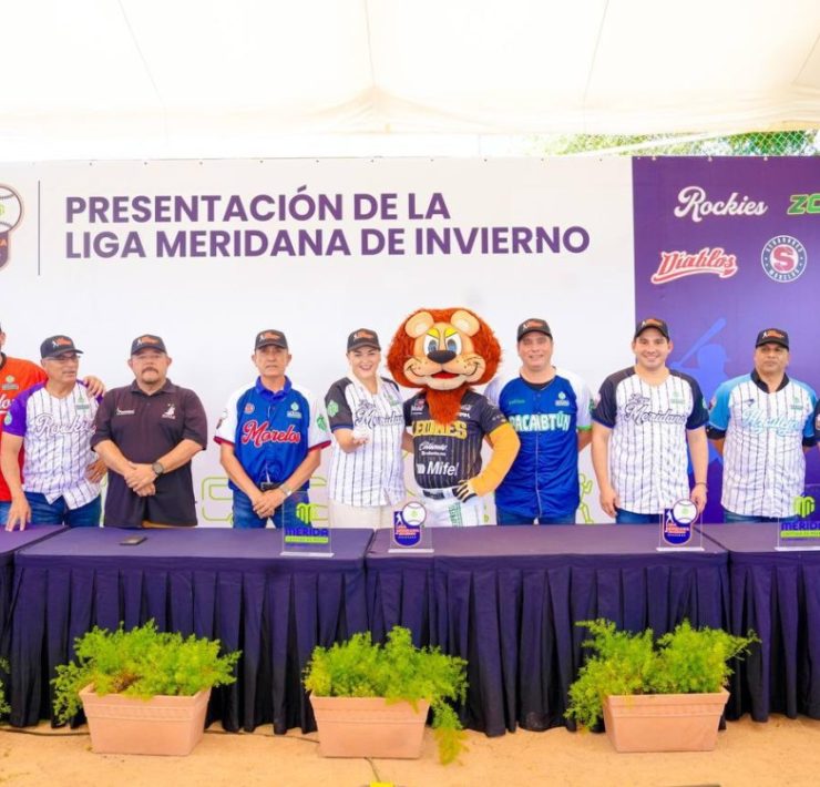 Cecilia Patrón apoya el deporte y presenta la Liga Meridana de Invierno de Béisbol 2024