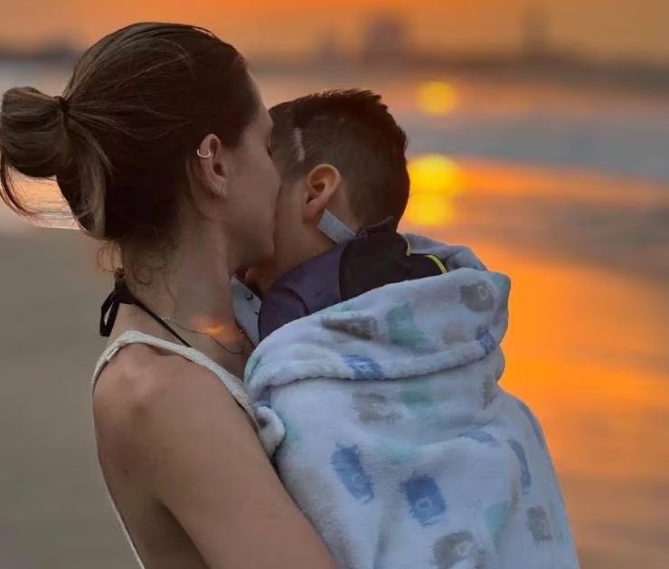 Hijo de conductora de TV muere trágicamente a los 4 años