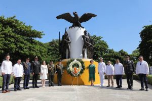 El legado de los Niños Héroes se ha mantenido vivo en la memoria de los mexicanos, y en este 177 aniversario de su gesta heroica fue conmemorado en Yucatán con una ceremonia encabezada por la encargada del Despacho del Gobernador, María Fritz Sierra.