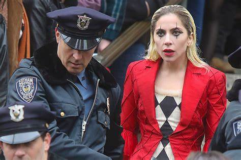 La Transformación de Gaga para el Papel